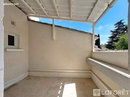 studio 1 pièce 25 m²
