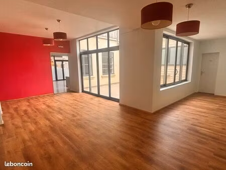 local commercial hyper centre amiens