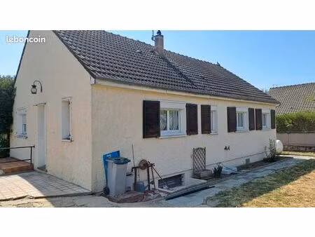 pavillon sur sous sol 5 pieces