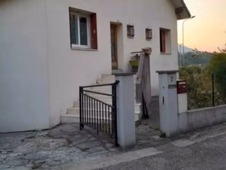 maison avec 2 appartement