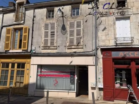 immeuble 142 m² coulonges-sur-l'autize