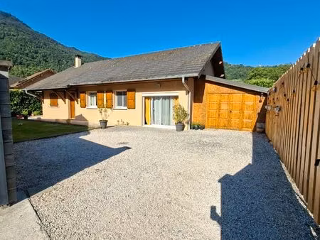 maison plain pied sur terrain de 500 m2