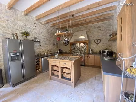 maison 4 pièces 150 m²