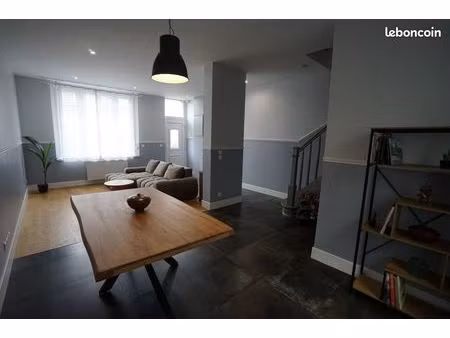 maison 5 pièces 137 m²
