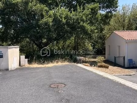 terrain 1 410 m² niort