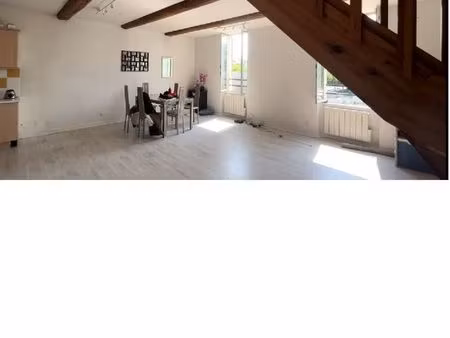 cause départ vends t4 duplex 110 m2 à apt 84400