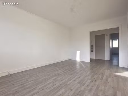 appartement 3 pièces 59 m²