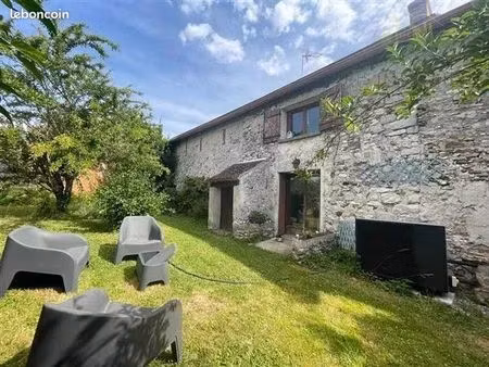 maison 6 pièces 211 m²