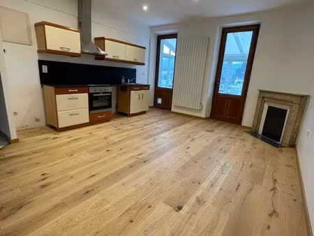 appartement 3 pièces - 65 m² + véranda 15m²◊place du marché
