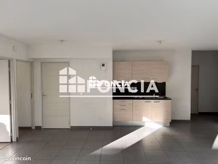 appartement 3 pièces 65 m²