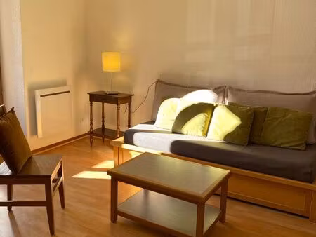 appartement meublé   57 m2   cave   parking