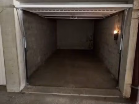 garage hyper centre aix les bains