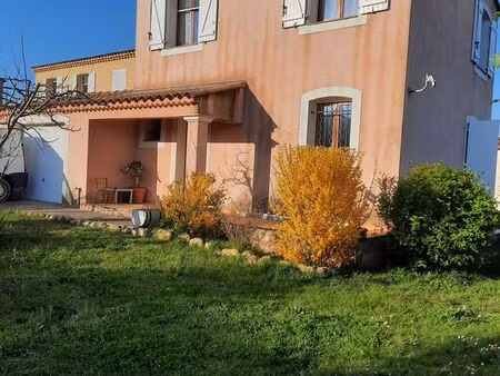 maison 75 m² - jardin 450 m² - garage – pertuis secteur calme