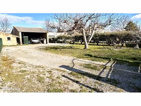 terrain 93 m² althen des paluds