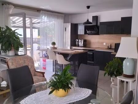 appartement f 3   à vendre