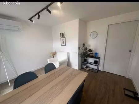 bureau à louer 11m2