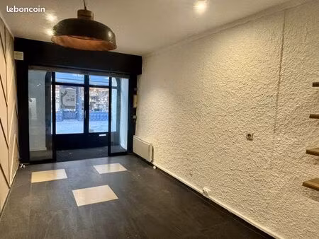 local commercial 64 m² aix-les-bains