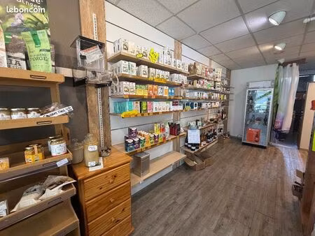 local commercial 93 m²