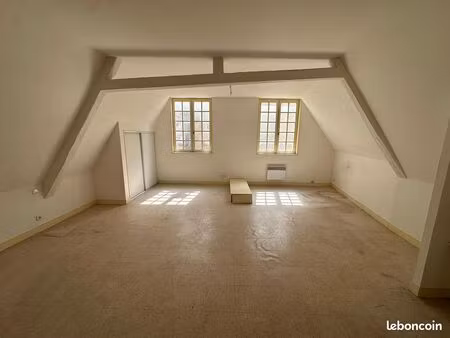 appartement studio lumineux de 40 m² – plateau de poitiers – faibles charges