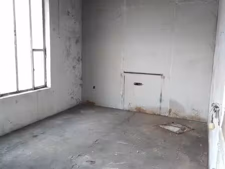 petit local 16 m²