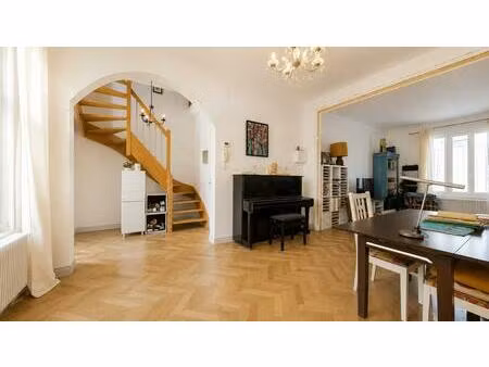 à vendre – duplex 4 pièces de 90m² avec jardin privatif et cave – reims