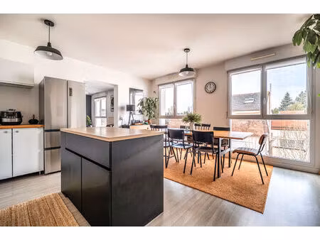 location appartement 3 pièces  83.00m²  épinay