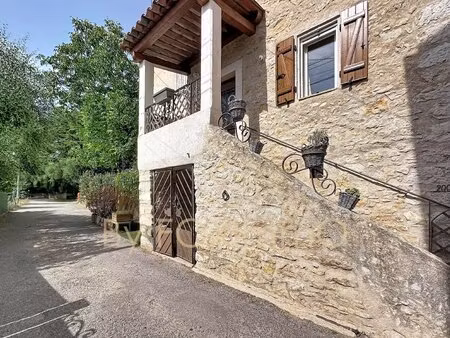 roquefort-les-pins – maison de village au calme  terrasse  petit jardin et 2 parkings
