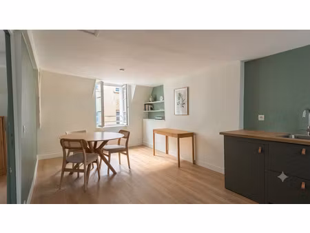 saint-germain-en-laye - appartement 2 pièces refait à neuf