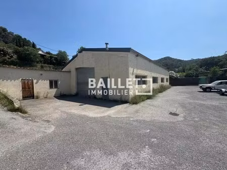 location entrepôt drap 06340 290m²