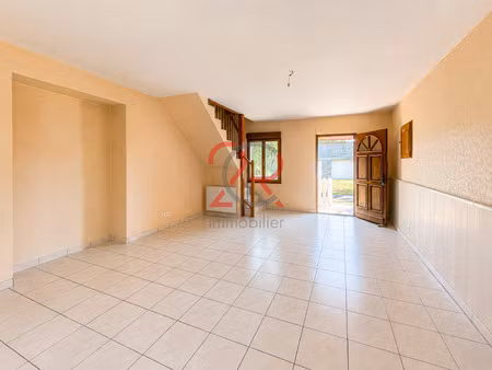 maison au calme - double garage - dpe d