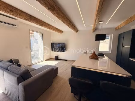 maison de ville entièrement rénovée avec garage