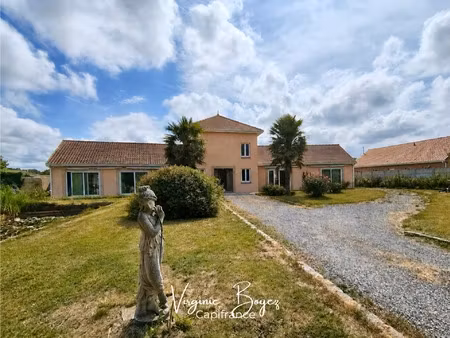 propriété familiale de 240 m² – plain-pied – terrain de 3 000 m² – oye-plage