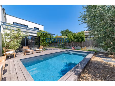 villa contemporaine 2021 piscine + garage