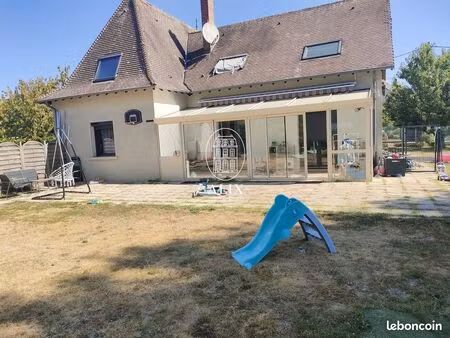 maison 8 pièces 160 m²
