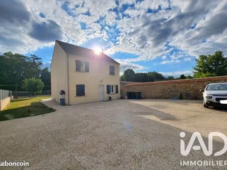 propriété 6 pièces 103 m²