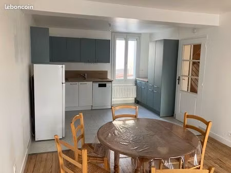 maison t7 entièrement rénovée secteur rond point/pasteur/ormeaux