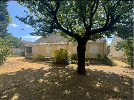 maison individuelle  plain-pied  p  m  r. 150 m² meaux centre