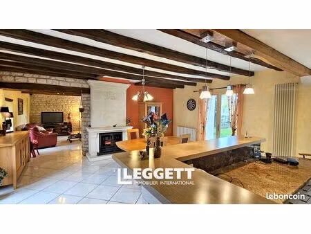maison 7 pièces 147 m²