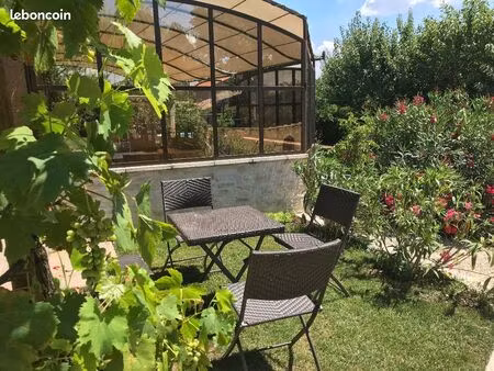 appartement meublé dans villa pour location mensuelle d octobre à mai