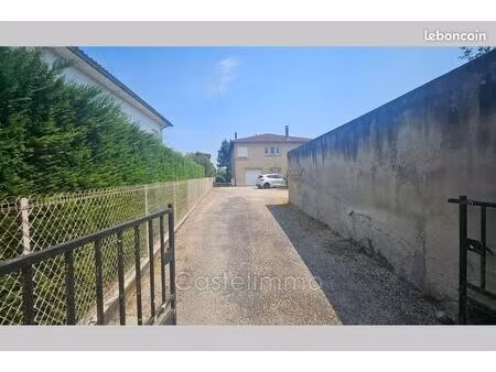maison 5 pièces 145 m²