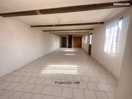 longère 4 pièces 155 m²