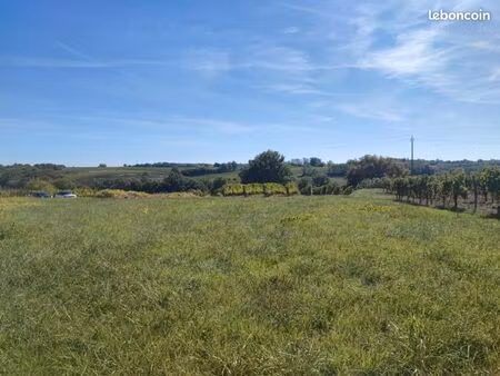 terrain 560 m² capian