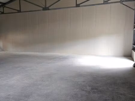 bureaux 300 m² apt