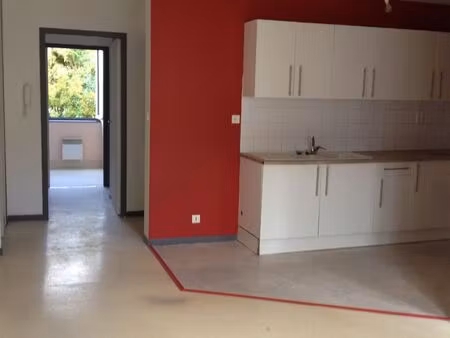 immeuble 154 m² molières