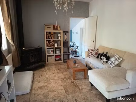 a vendre maison et plusieurs appartements loué 15 mns bordeaux
