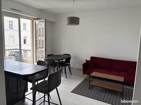 à louer appartement place lafayette
