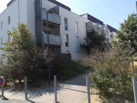 location appartement 2 pièces à saint-herblain nord-sillon-thébaudières (44800) : à louer 