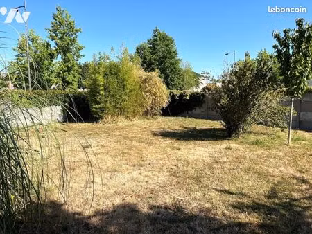 terrain 355 m² st fulgent