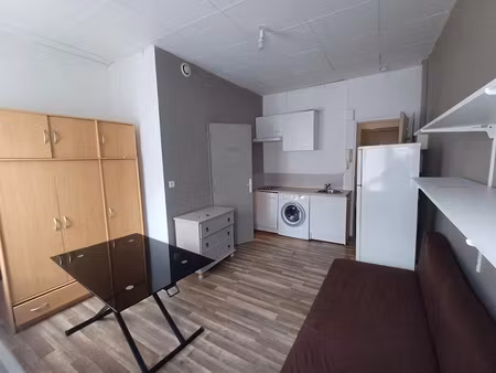 location meublée appartement 1 pièce 23 m² à tourcoing (59200)  490 €