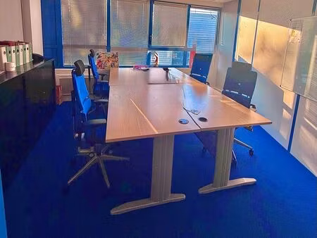 bureaux tout équipés